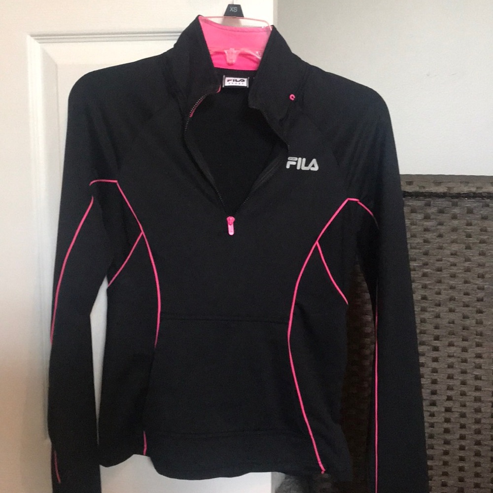 Women’s XS Fila 3/4 workout zip up